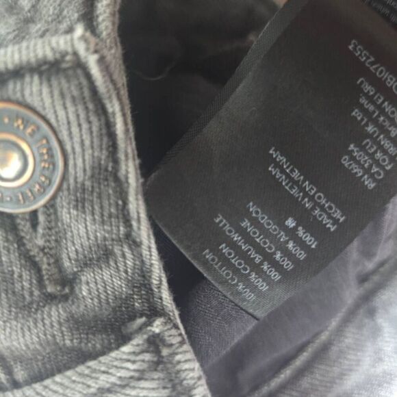 We The Free People Romeo Distressed Grey Button Fly Shorts - Picture 5 of 5